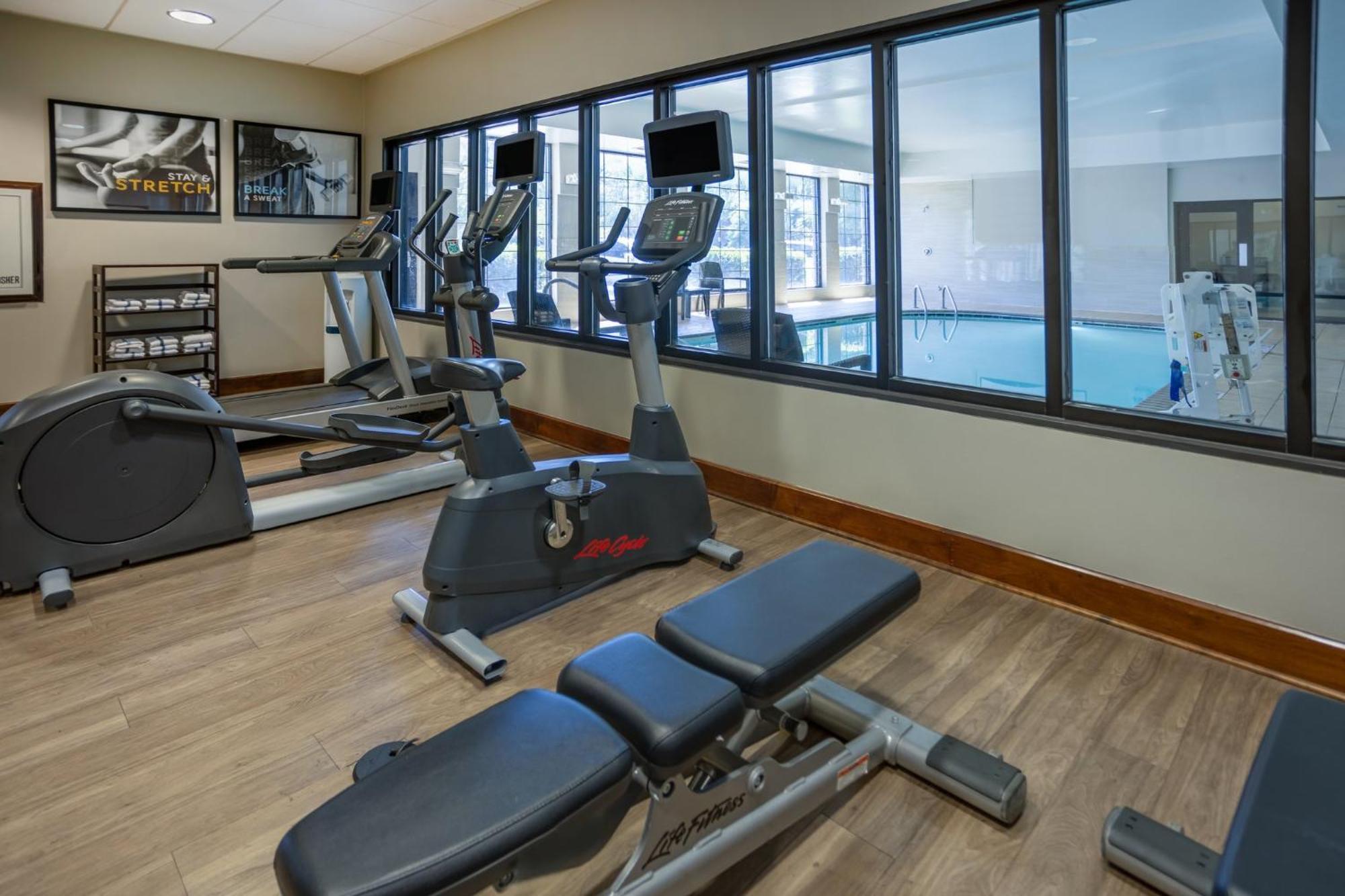 Staybridge Suites Wilmington East By Ihg Экстерьер фото